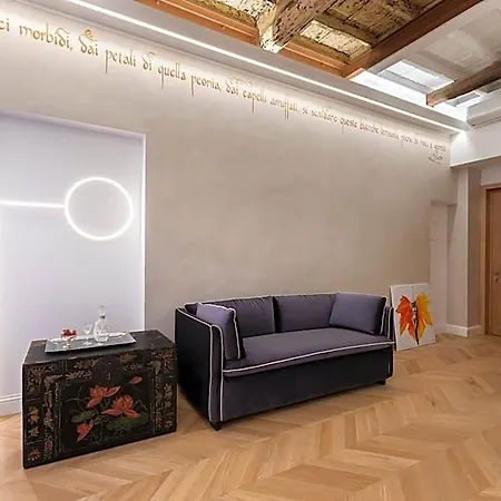 Otel Poesis Experience