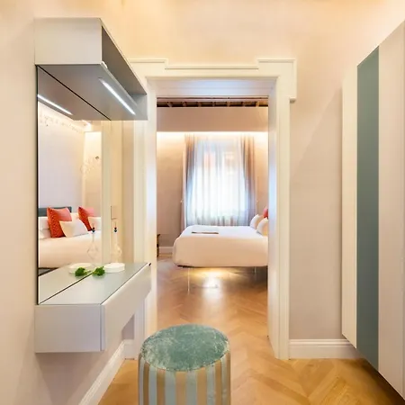 Poesis Experience 5* Rome