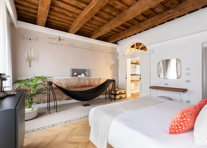 Hotel Poesis Experience Rome