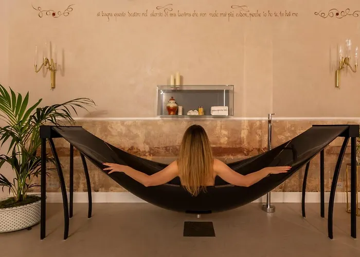 Poesis Experience 4*