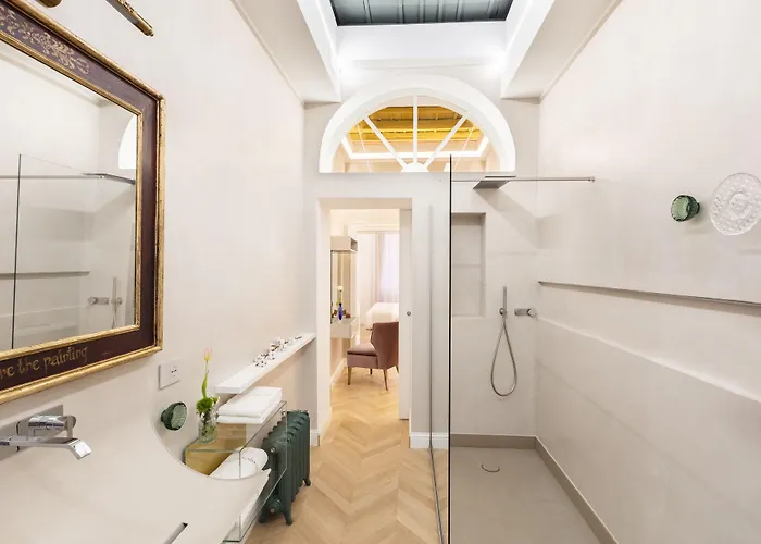 Poesis Experience 4*