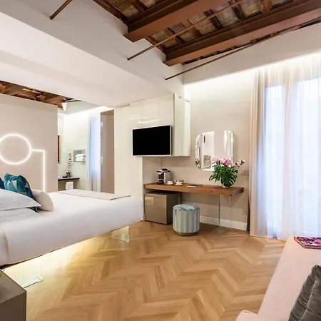 Poesis Experience 5* Rome